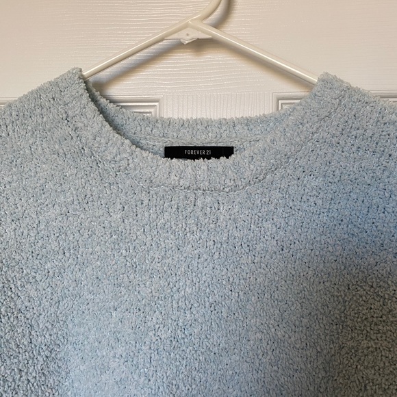 Forever 21 blue cropped teddy sweater - Picture 2 of 8